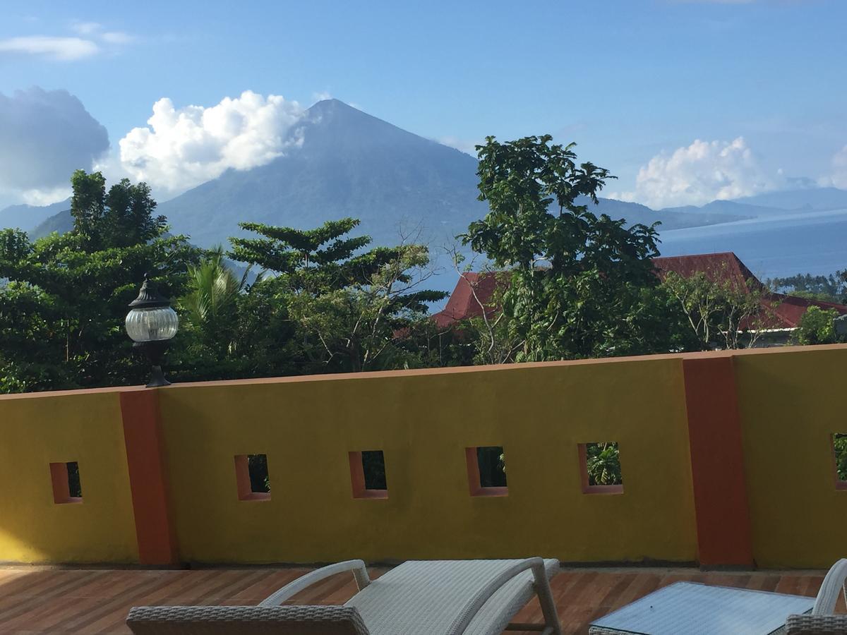 Villa Ma'Rasai Ternate Exterior photo